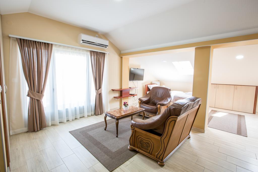 Apartmani Mg Никшич Экстерьер фото